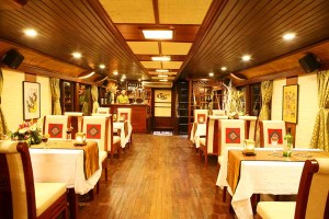 Classic Sail Cruise restaurant