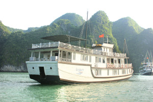 Halong Legacy cruise Overview1