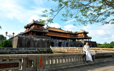 Hue daily tours