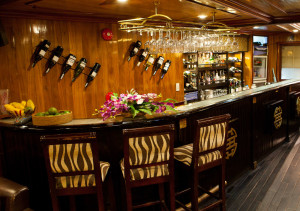 Aclass Cruise Bar