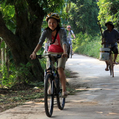 Cycling tour in Co Loa