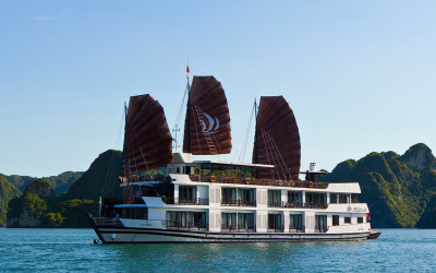 Pelican Cruise Halong Overview